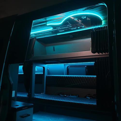 7 Bunk Tour Sprinter