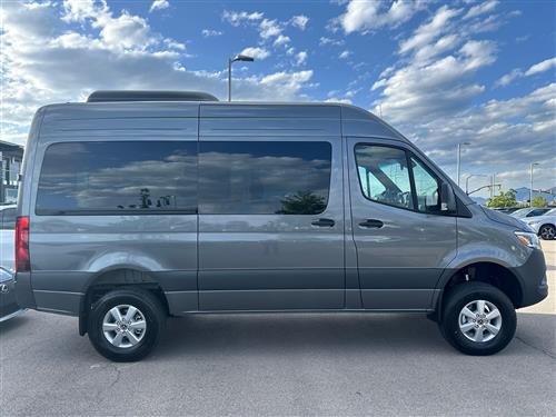 GOLDIE - 2024 AWD 12-SEATER PASSENGER VAN