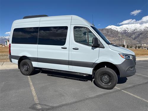 PETRA - 2026 AWD 12-SEATER PASSENGER VAN