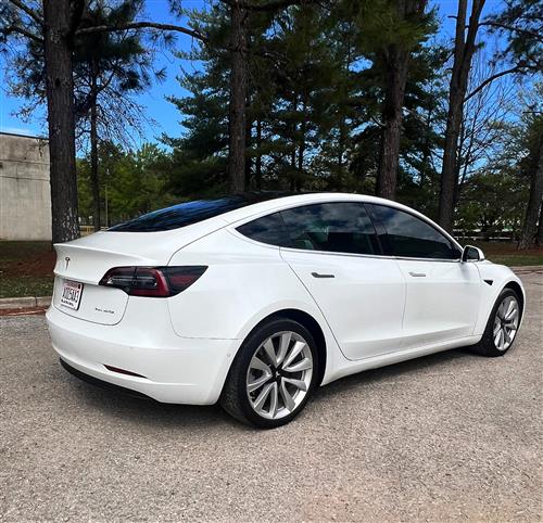 2019 Tesla M3