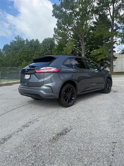 22 FORD Edge