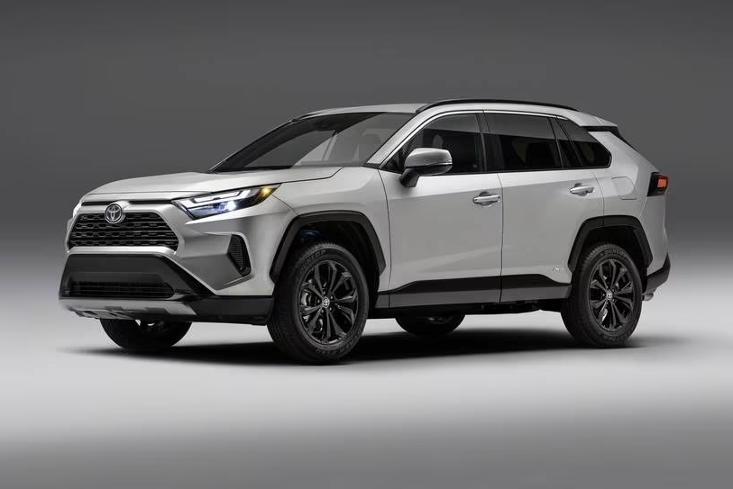 TOYOTA RAV4 2026